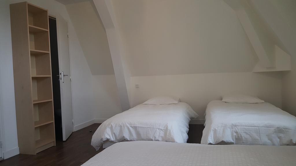 Au Pigeon Blanc Hotel Andouillé Eksteriør billede